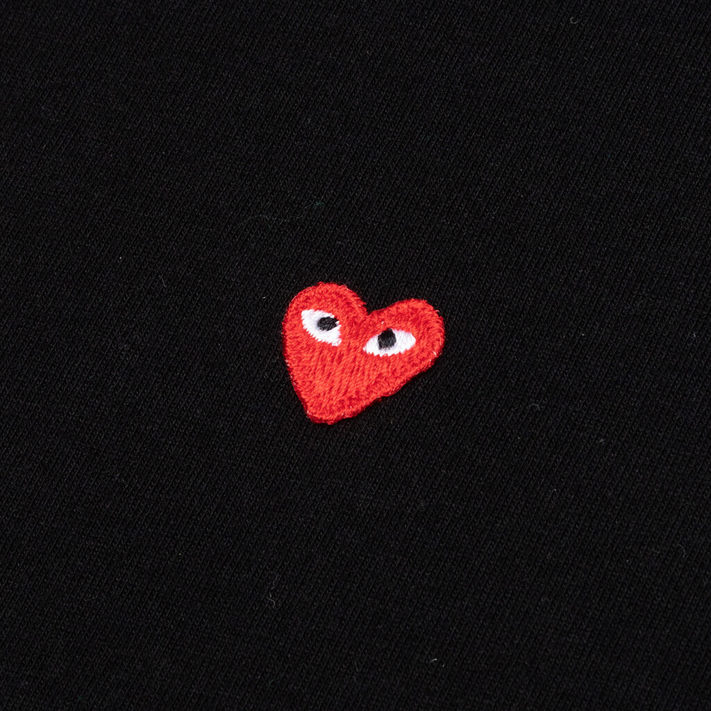 Small Red Heart T-Shirt - Black
