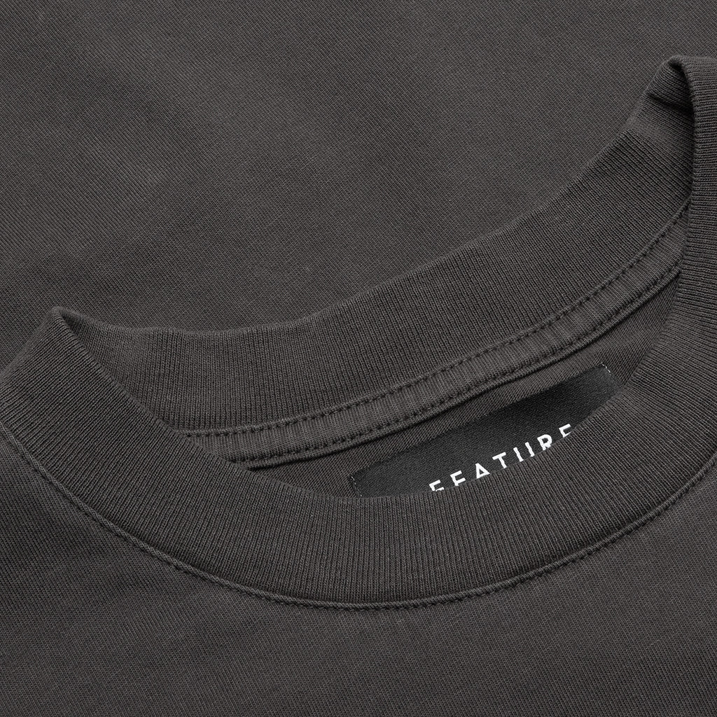 Haring Tee - Charcoal