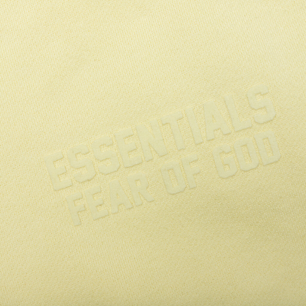 Essentials Shorts - Canary