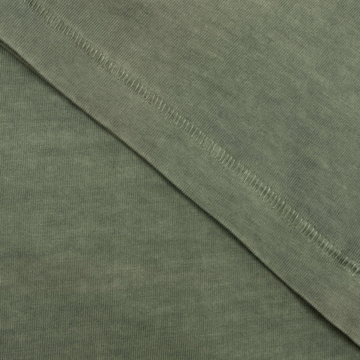Haring Tee - Pigment Deep Lichen